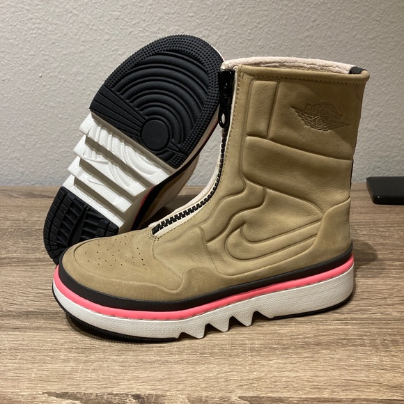 Air Jordan 1 Women’s 7 Shoes Boots New Nike NWT - Picture 6 of 14